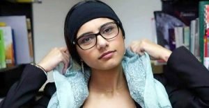 মিয়া খলিফা [ Mia Khalifa ]