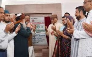 সরকারকে টেনে নামানোর হুমকি-ধমকি এখন মানুষের কাছে কৌতুক : তথ্যমন্ত্রী