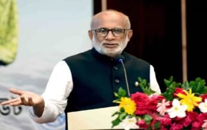 অসাংবিধানিক উপায়ে ক্ষমতা দখল করতে চাওয়া রাষ্ট্রদ্রোহিতা : রেজাউল 3 অসাংবিধানিক উপায়ে ক্ষমতা দখল করতে চাওয়া রাষ্ট্রদ্রোহিতা : রেজাউল