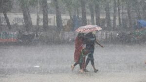 ঘূর্ণিঝড় মোখায় বৃষ্টি ঝরবে ঢাকায়ও | সারা সপ্তাহের খবর