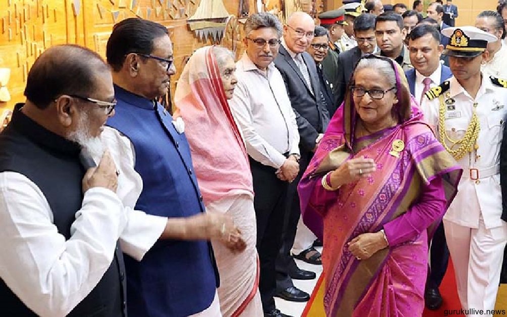 ওয়ার্ল্ড অব ওয়ার্ক সামিটে যোগ দিতে জেনেভার উদ্দেশে প্রধানমন্ত্রীর ঢাকা ত্যাগ