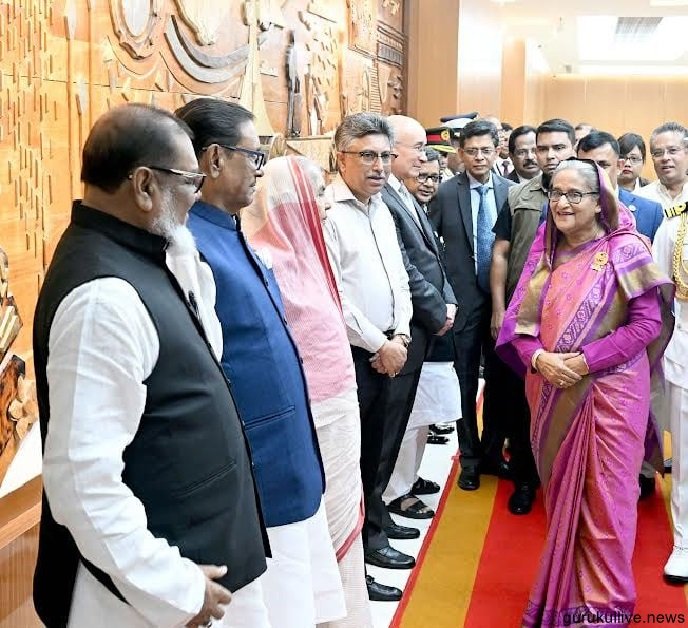 ওয়ার্ল্ড অব ওয়ার্ক সামিটে যোগ দিতে জেনেভার উদ্দেশে প্রধানমন্ত্রীর ঢাকা ত্যাগ