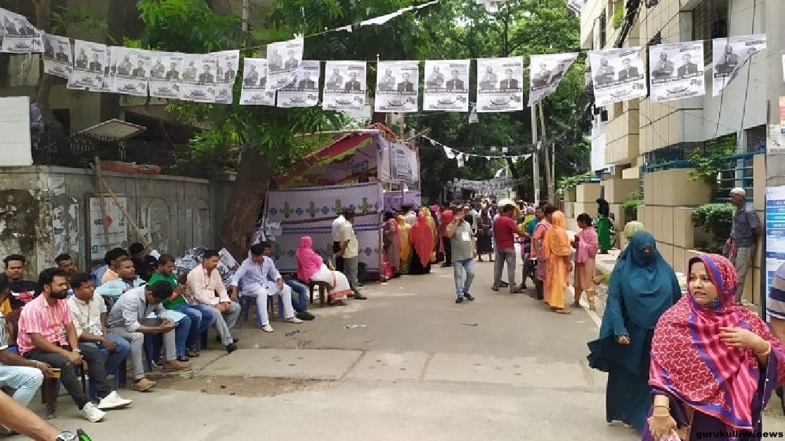 ঢাকা-১৭ আসনের উপ-নির্বাচনসহ ৭৮টি স্থানীয় সরকার নির্বাচনে ভোট গ্রহণ চলছে