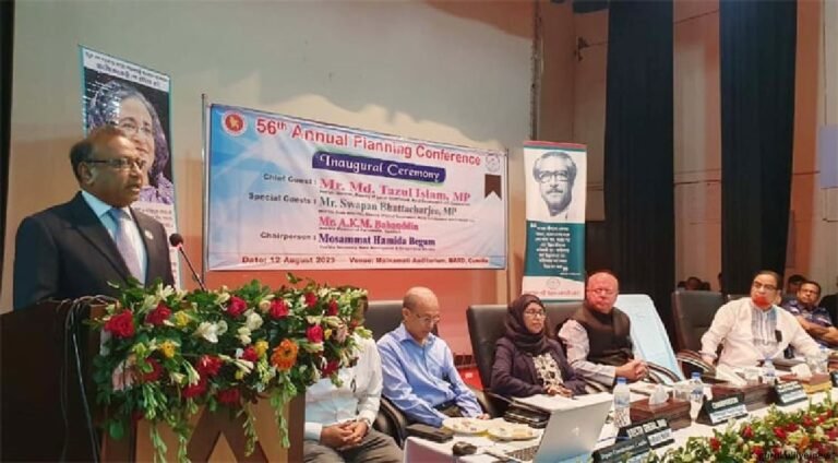 গ্রামীণ অর্থনীতি শক্তিশালীকরণে সমবায়ের ভূমিকা গুরুত্বপূর্ণ : তাজুল ইসলাম