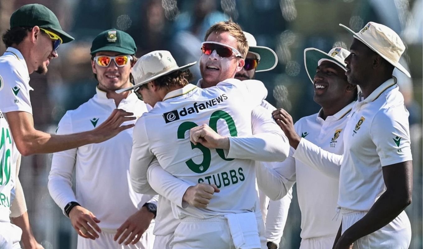 পাকিস্তানে ১৮ বছরের অপেক্ষা ফুরাল দক্ষিণ আফ্রিকার গুরুকুল লাইভ লিউজ পাকিস্তানে ১৮ বছরের অপেক্ষা ফুরাল দক্ষিণ আফ্রিকার, হারমারের ১০০০ উইকেট